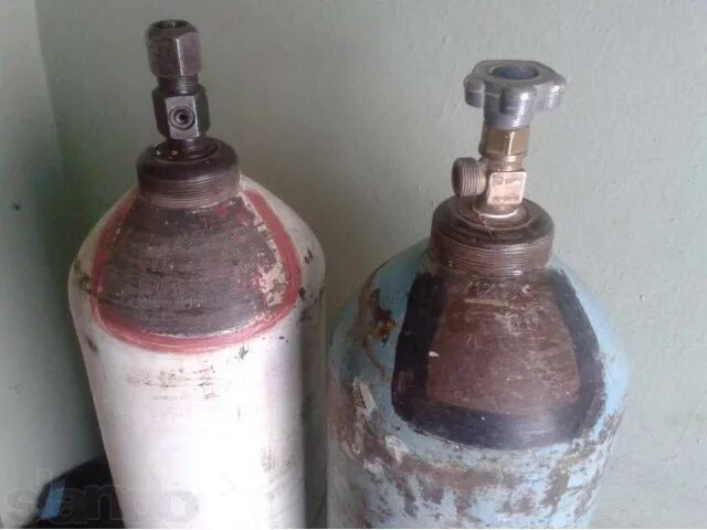 Баллон пост. Баллон пост. Горелка газовая на баллон пропан. Баллон украина 2. Кислородный баллон для сварки.