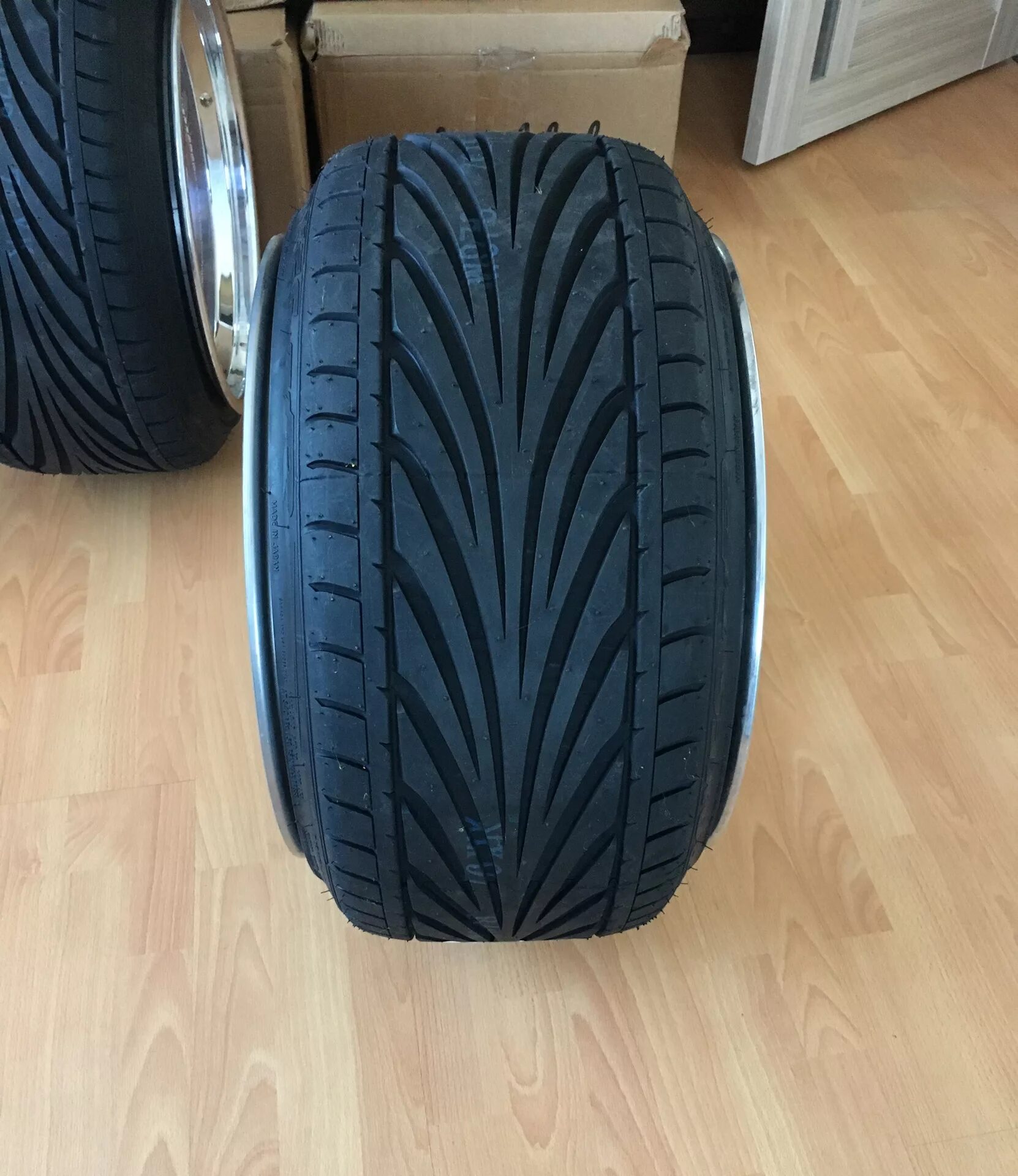 Шины toyo proxes sport. Toyo PROXES t1r. Тойо 888 255 35 18. Toyo t1r Sport. Toyo PROXES t1r Sport.