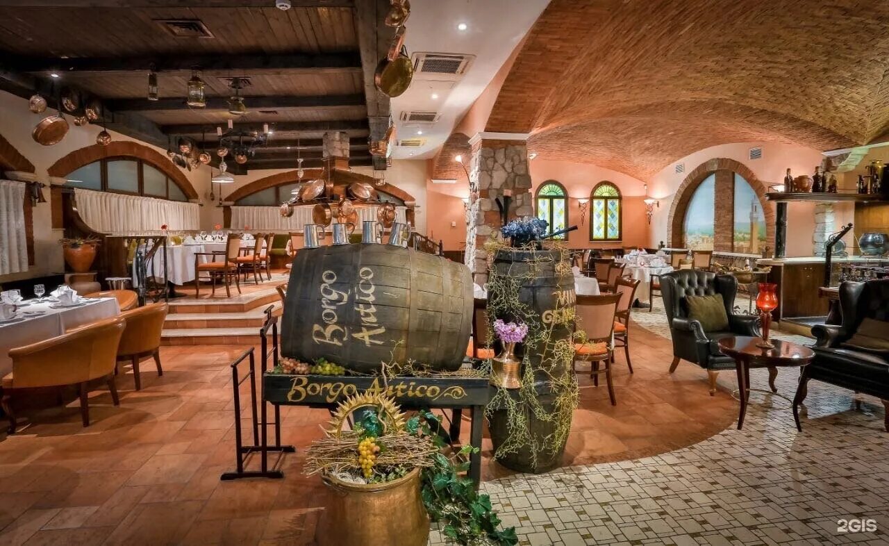 Итальянцы ресторан иркутск. Ресторан перчини в иркутске. Прего итальянский ресторан иркутск. Перчини grill&wine ресторан. Borgo antico almaty.