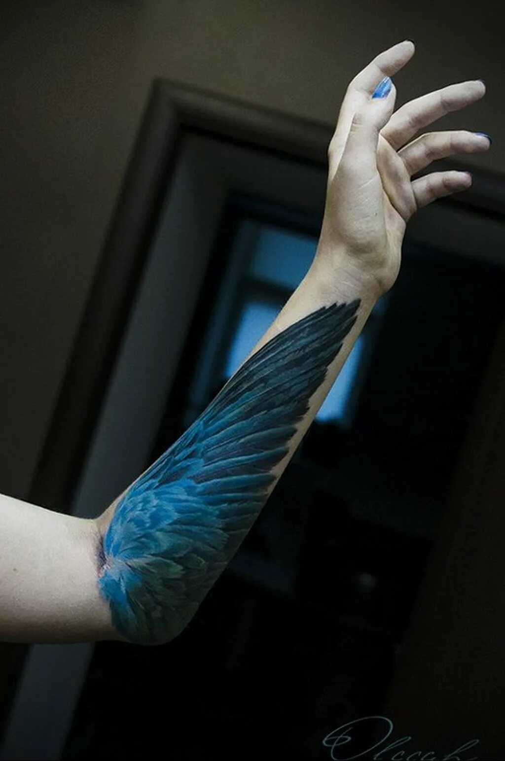 тату синяя роза. голубая роза тату на кисти. рукав тату. тату голубая роза. тату синяя рука.