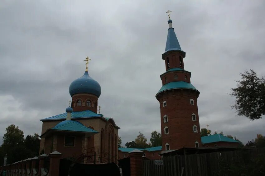 Самара мехзавод церковь казанской божьей матери. Мехзавод храм иконы казанской божьей матери. Самара мехзавод церковь казанской божьей матери. Церковь иконы божией матери самара. Поселок мехзавод самара.