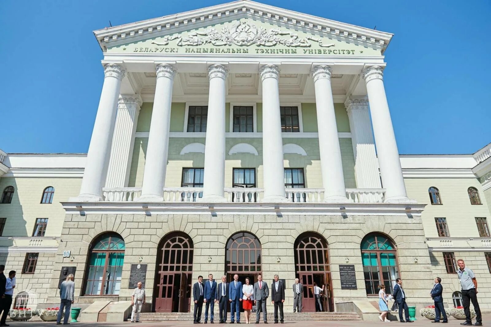 Белорусский политехнический университет. БНТУ Минск. БНТУ здание. БНТУ ФТУГ учебный корпус.