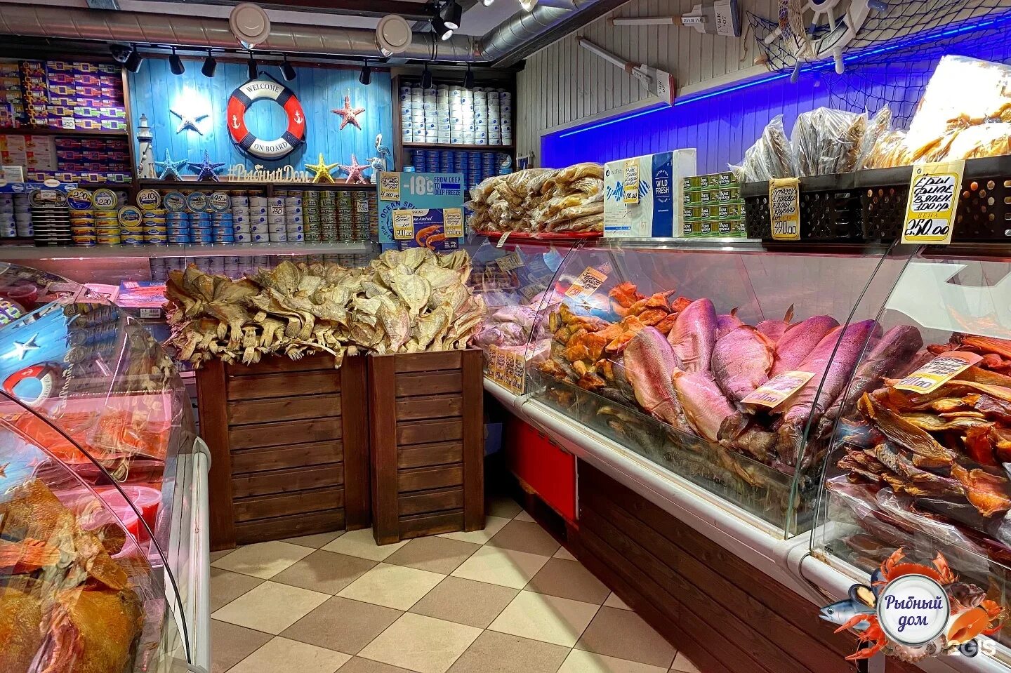 Маленький рыбный магазин. Санта-мария нижневартовский рыбоконсервный комбинат ооо. Евророс североморск. Магазин портовый мурманск траловая 38. Рыбный магазин североморск.