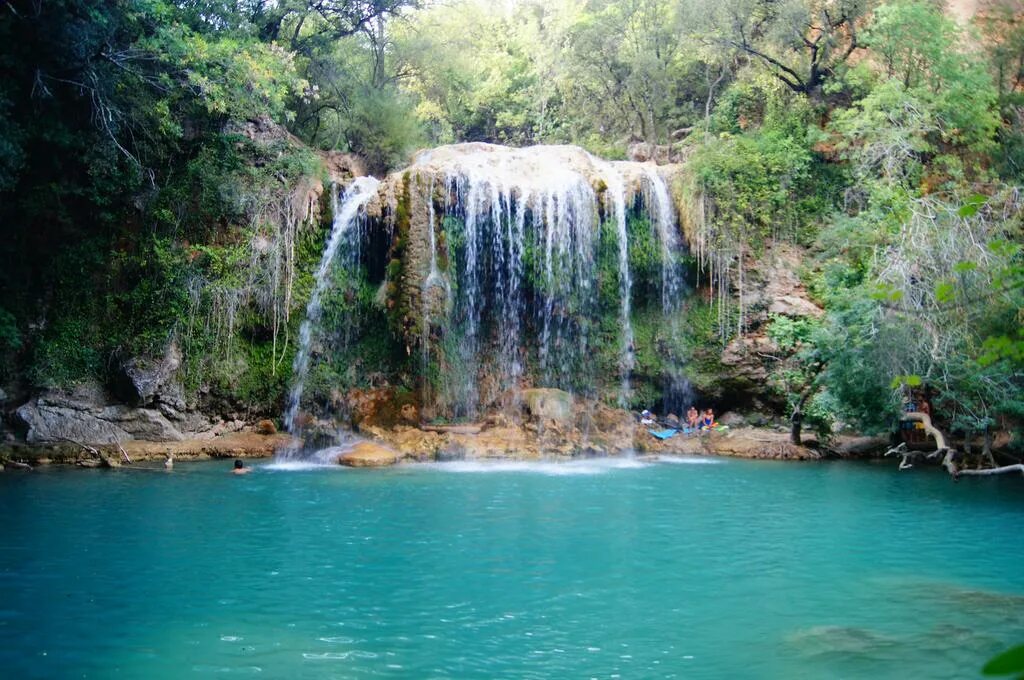 Côte d'Azur Лагуна с водопадами. Tavira Cascade. Nardis Cascade. Cascad