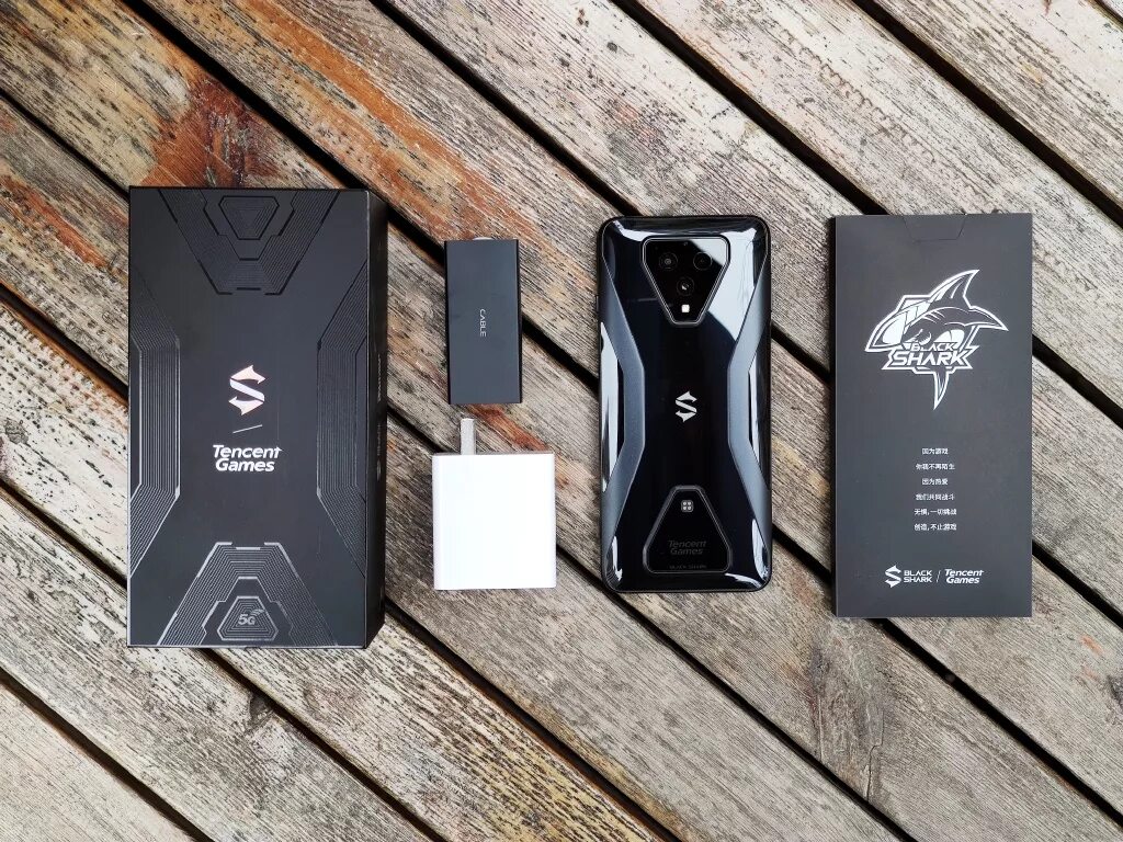 Игровой смартфон Xiaomi Black Shark 3. Xiaomi Блэк Шарк 3. Ксяоми Шарк 3 про. Xiaomi Black Shark 3 Pro.