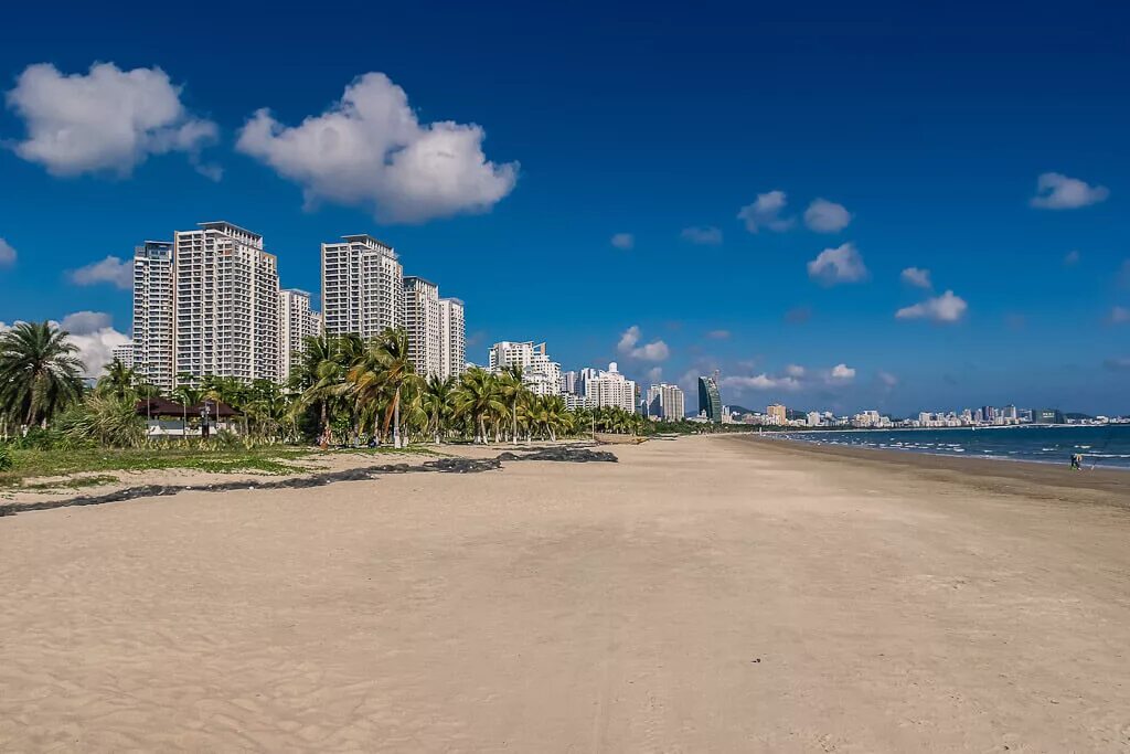 Шератон санья. Китай курорты на море хайнань. Sanya v florida. Башни феникс санья. Sanya v florida.