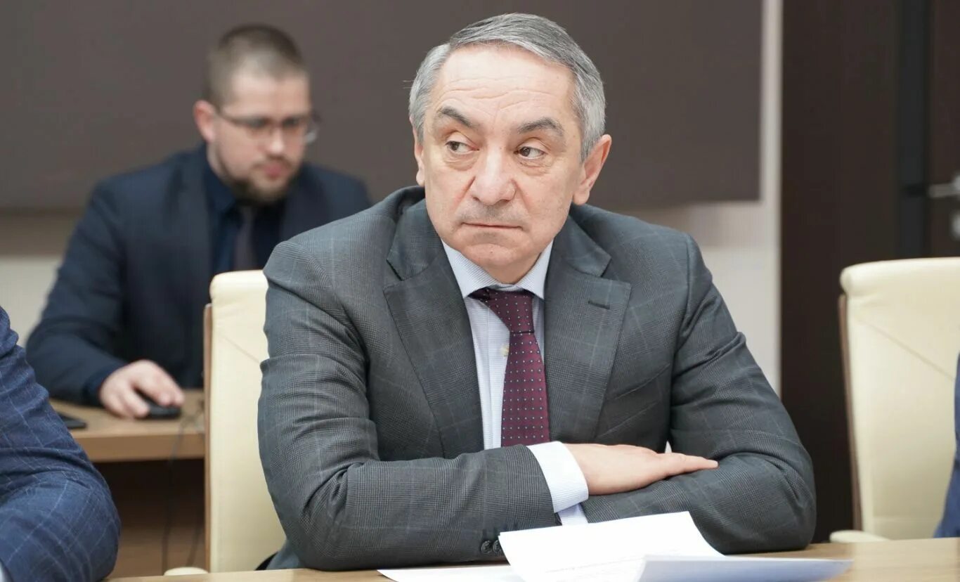 джанаев осетия. джанаев борис борисович председатель правительства. джанаев борис борис. председатель правительства рсо-алания джанаев. председатель правительства рсо-алания джанаев.