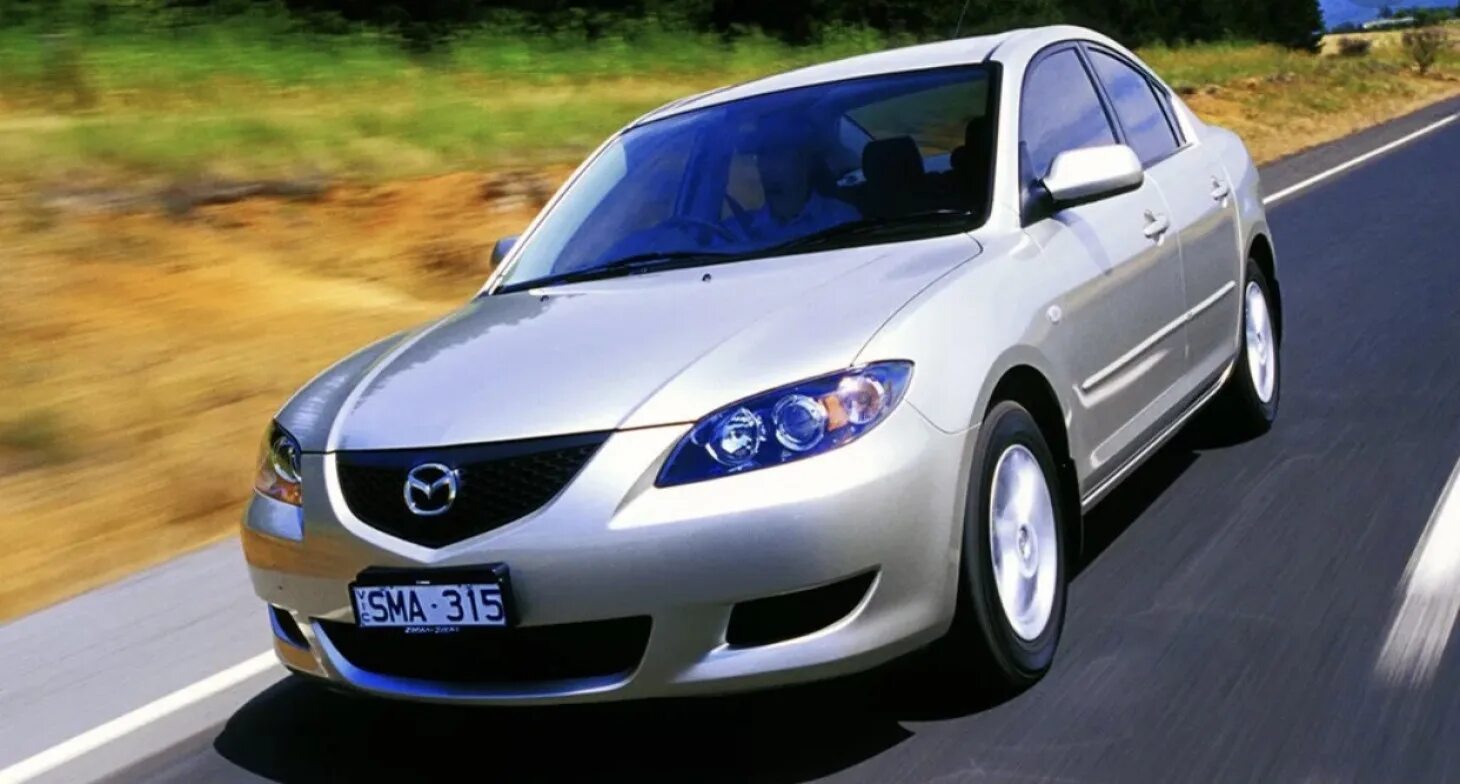 Машин маш 3. Mazda 3 Axela. Мазда 3 Аксела седан. Мазда Аксела 2004. Mazda 3 2004 седан.