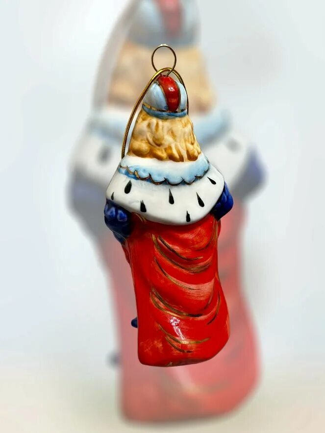 Елочная игрушка неваляшка лефортовский фарфор. Елочные игрушки из керамики и фарфора. Лефортовский фарфор елочные игрушки. Арт фарфор елочные. Олаф елочная игрушка.