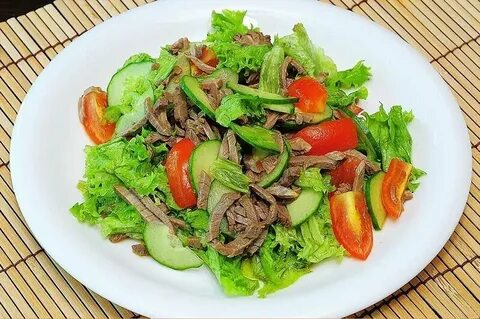 Салат с огурцами перец мясо