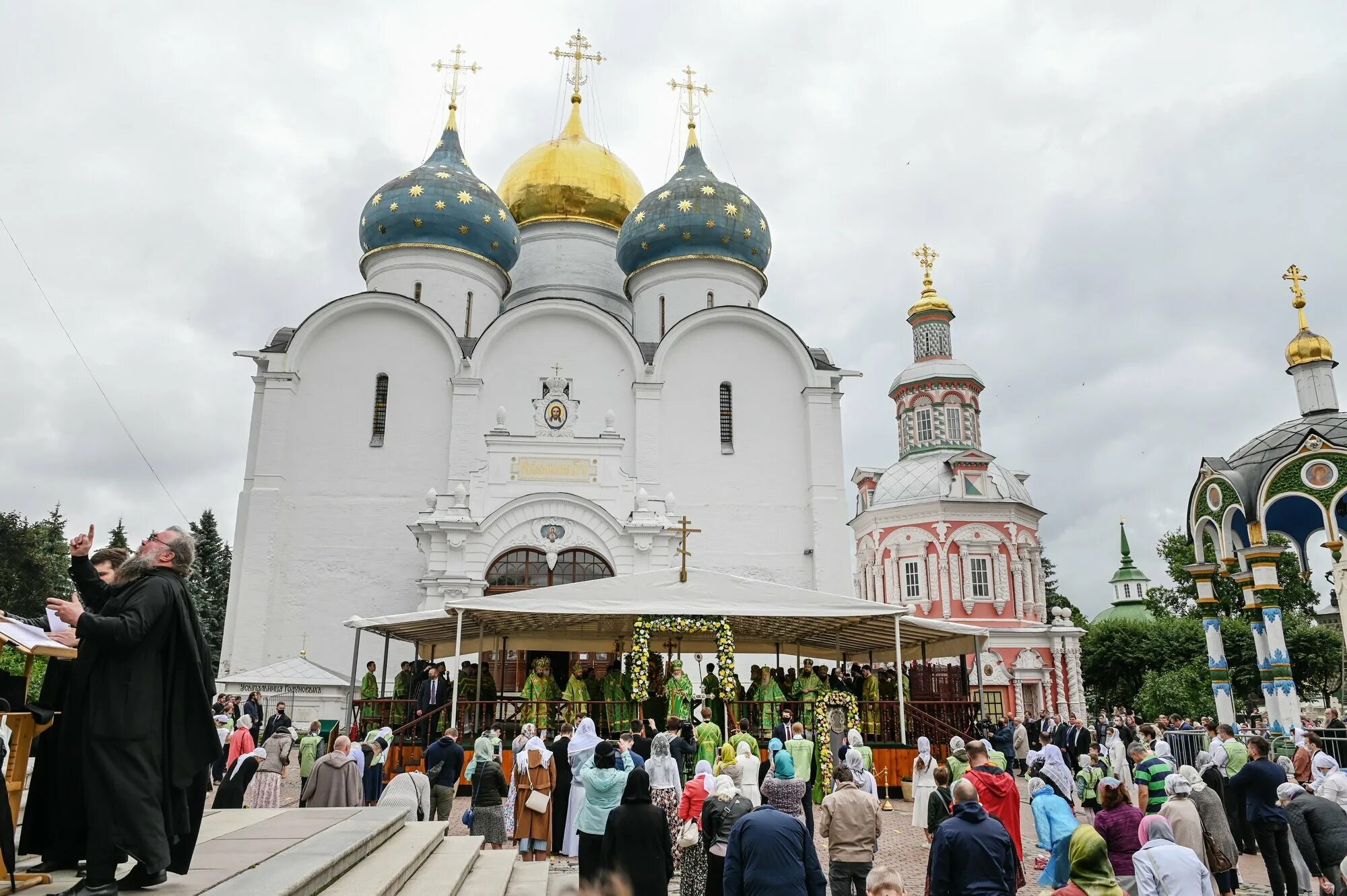 Видео свято троицкий. Храм Сергия Радонежского Троице Сергиева Лавра.