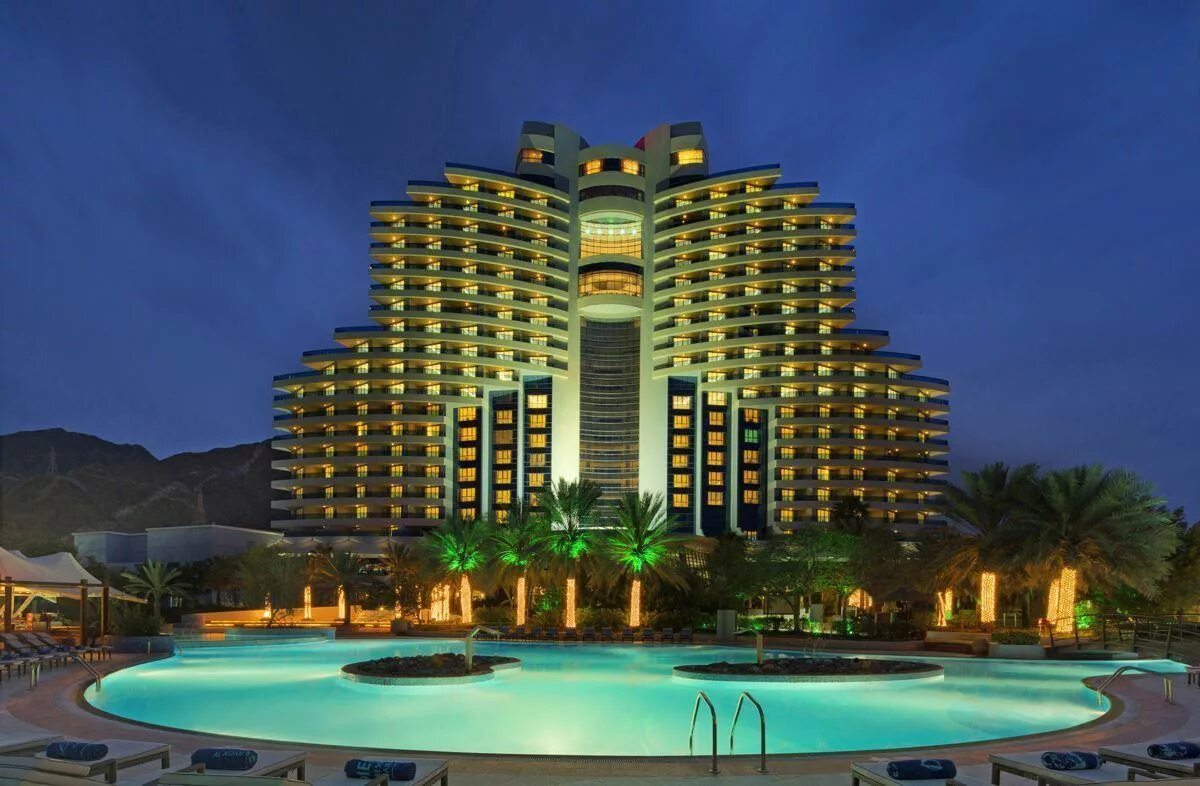 Аль фуджейра отели. Отель le Meridien al Aqah Beach Resort 5. Le Meridien Фуджейра. ОАЭ le Meridien al Aqah Фуджейра. Эмират Эль-Фуджайра.