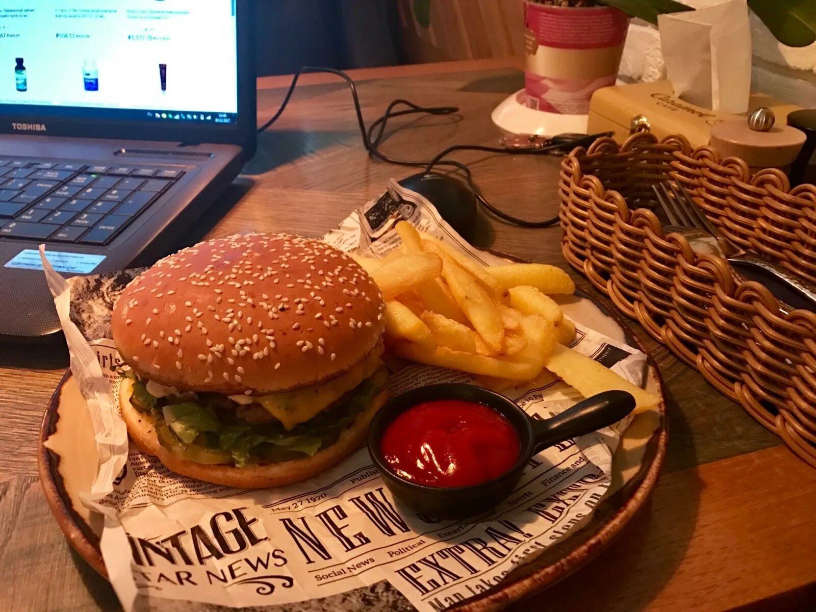 Шашлыков фаст. Вкусное пиде. Кафе август махачкала. Кафе сад махачкала. Буржуа ресторан махачкала.