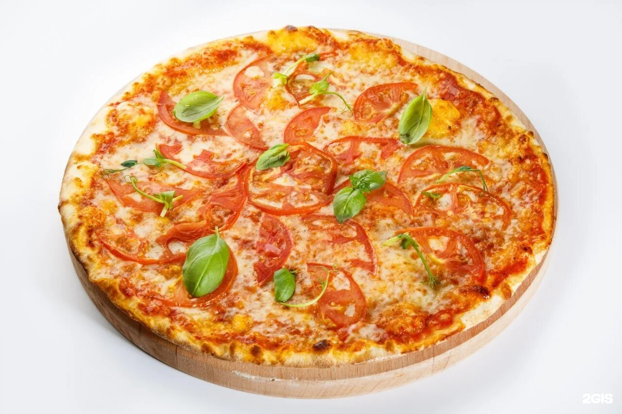 Пицца без сыра помидора