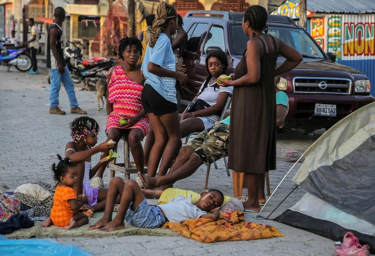 На гаити едят людей. Гаити Повседневная жизнь.