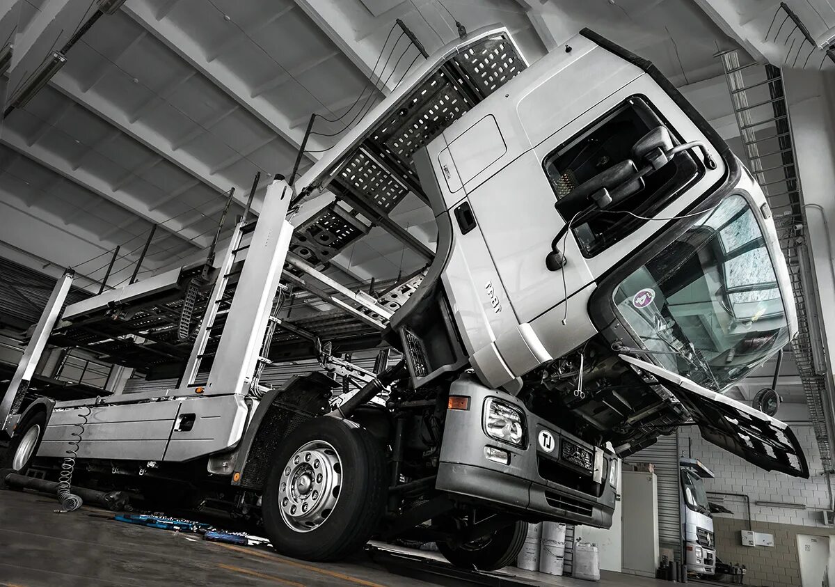 Кузов и кабина. Структура кузова mercedes w221. Кузов автомобиля кабины автомобилей. Бмв е60 алюминиевый кузов. Кабина камаза на стапеле.