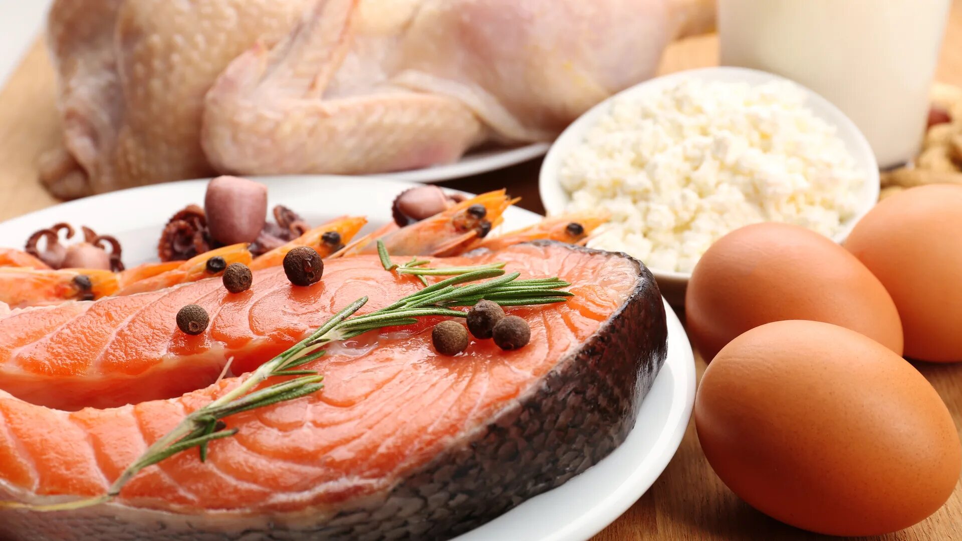 Постные белковые продукты. Белковая пища. Животные белки продукты. Нежирное мясо и птица. Нежирное мясо и рыба.
