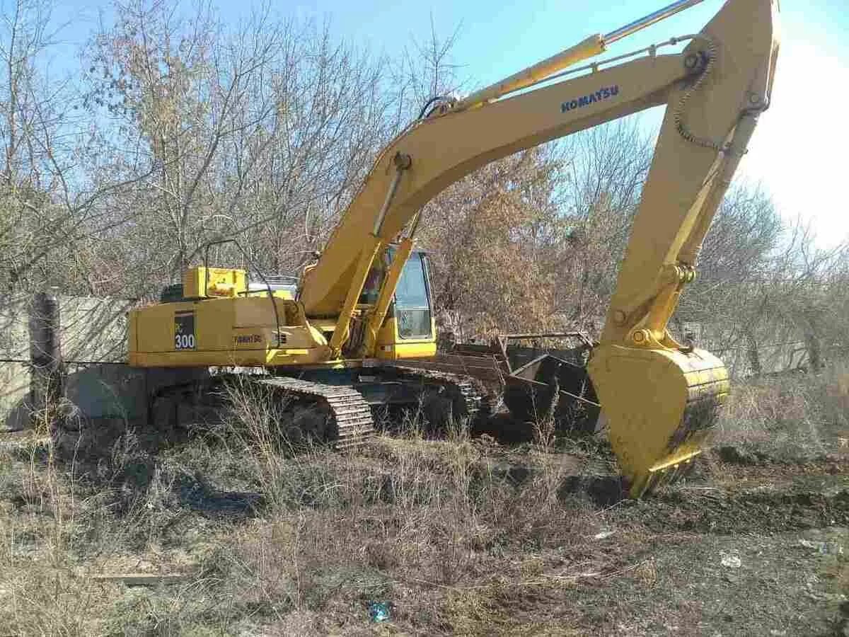 Куплю экскаватор б у недорого. Komatsu pc300-7. Экскаватор с консервации. Спецтехника продажа б у. Экскаватор на авто-ру..