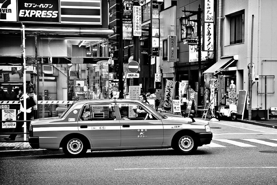 Tokyo black. Япония 90-х. Ретро Япония. Автомобили на улицах Токио. Токио машины 90х.