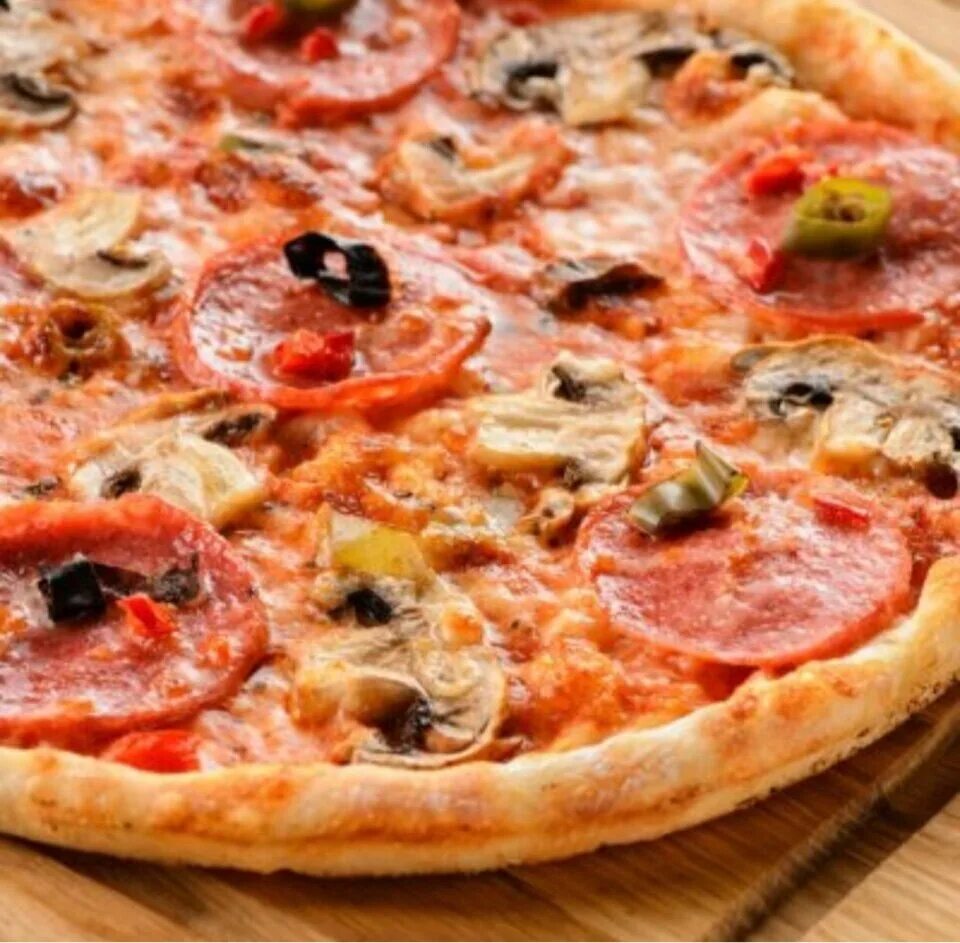 Доставка еды черкесск. Пицца пепперони Сицилия. Сицилия острая пицца. Пицца Сицилия состав. Итальянская пицца Сицилийская.
