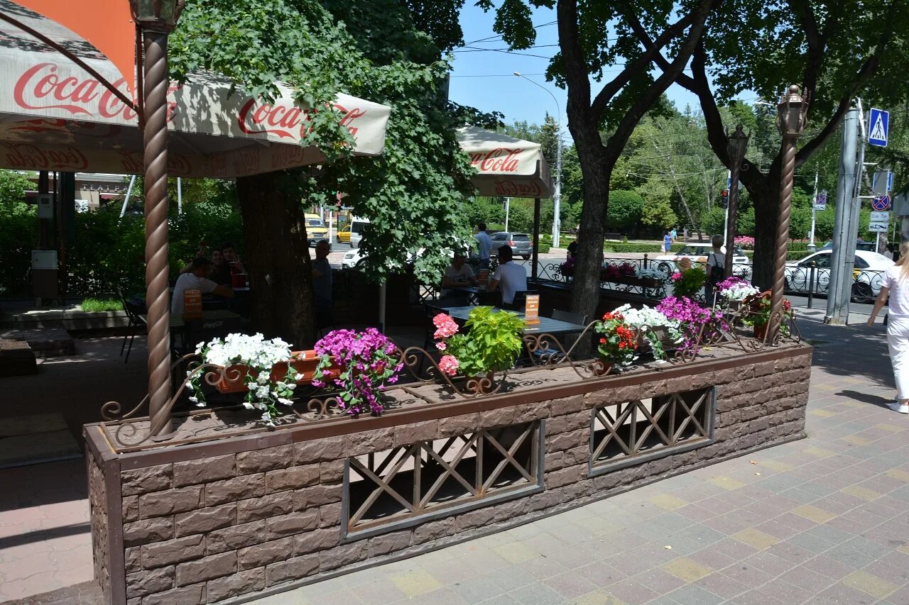 Veranda, cafe, Ставрополь, улица Маршала Жукова, 1 - Yandex Maps