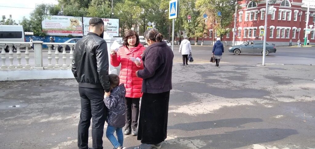 Приблизился к возрасту. Площадь славы 9 мая Мичуринск. Разные мероприятия в день города в Тамбове. Концерт на площади славы вчера в Мичуринске. День города Мичуринск.