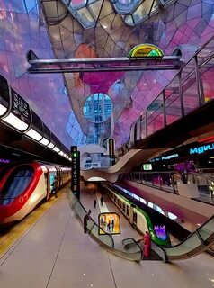 Международная станция метро москва сити