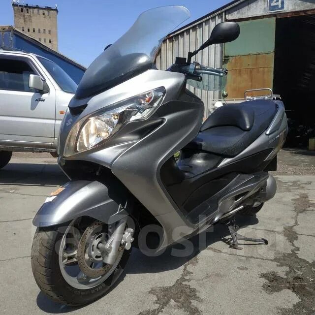 Скутер suzuki skywave 250. Сузуки скай вей. Suzuki skywave 400. Сузуки скай вей. Макси скутер сузуки скайвэй 400.