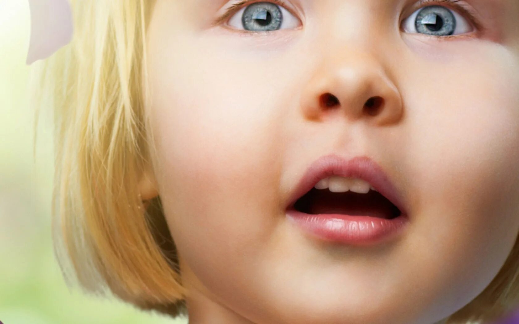 Прикольные детские соски. Дети с пухлыми губами. Красивые губы детей. Детские губы. Детские губы.