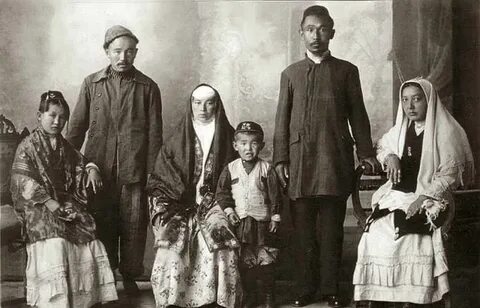 Ауыл порносында Хенский летрий душ