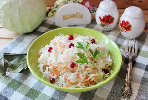 Капуста маринованная быстрого приготовления с клюквой