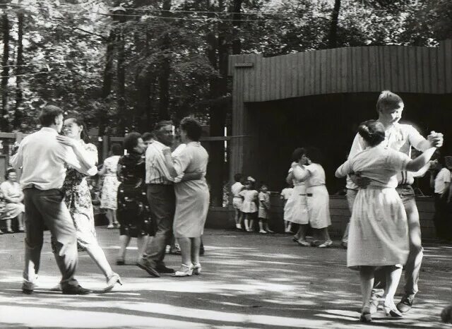 Красногоровская Танцплощадка. Яранск 1960. Лутугино 1980г Танцплощадка.. Пучеж и его жители Танцплощадка.