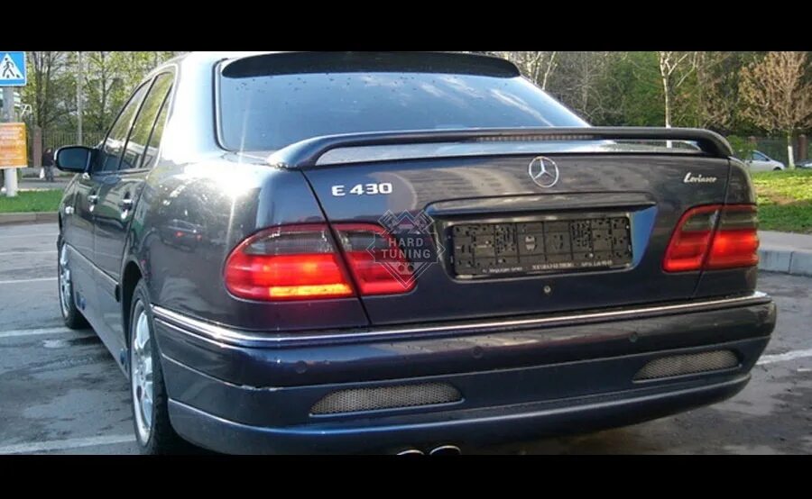 Задний бампер w210. Мерседес 210 лоринзер. мерседес w210 lorinser. спойлер lorinser w210. спойлер мерседес 210.