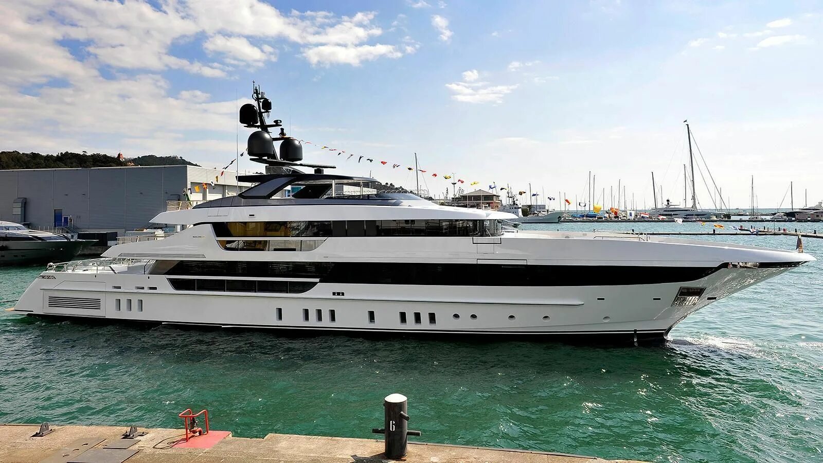 Steel yacht. Sanlorenzo – sp. Радар для яхты. Яхта моторная першинг. Lady lena yacht sanlorenzo.