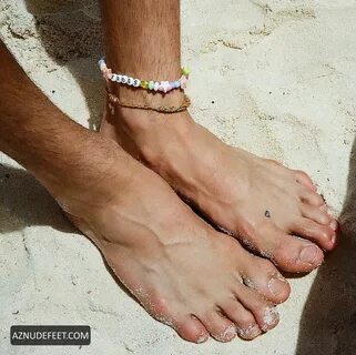 Barefoot in paradise