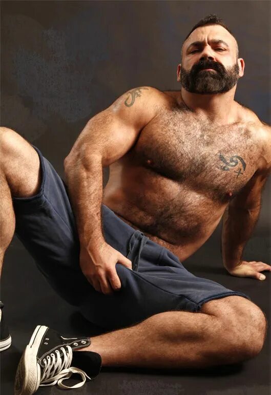 Muscle daddy cal. Nasty daddy. Wolfgangfultz daddy in a shirt. Jack dixon actor. Muscle bear bald.
