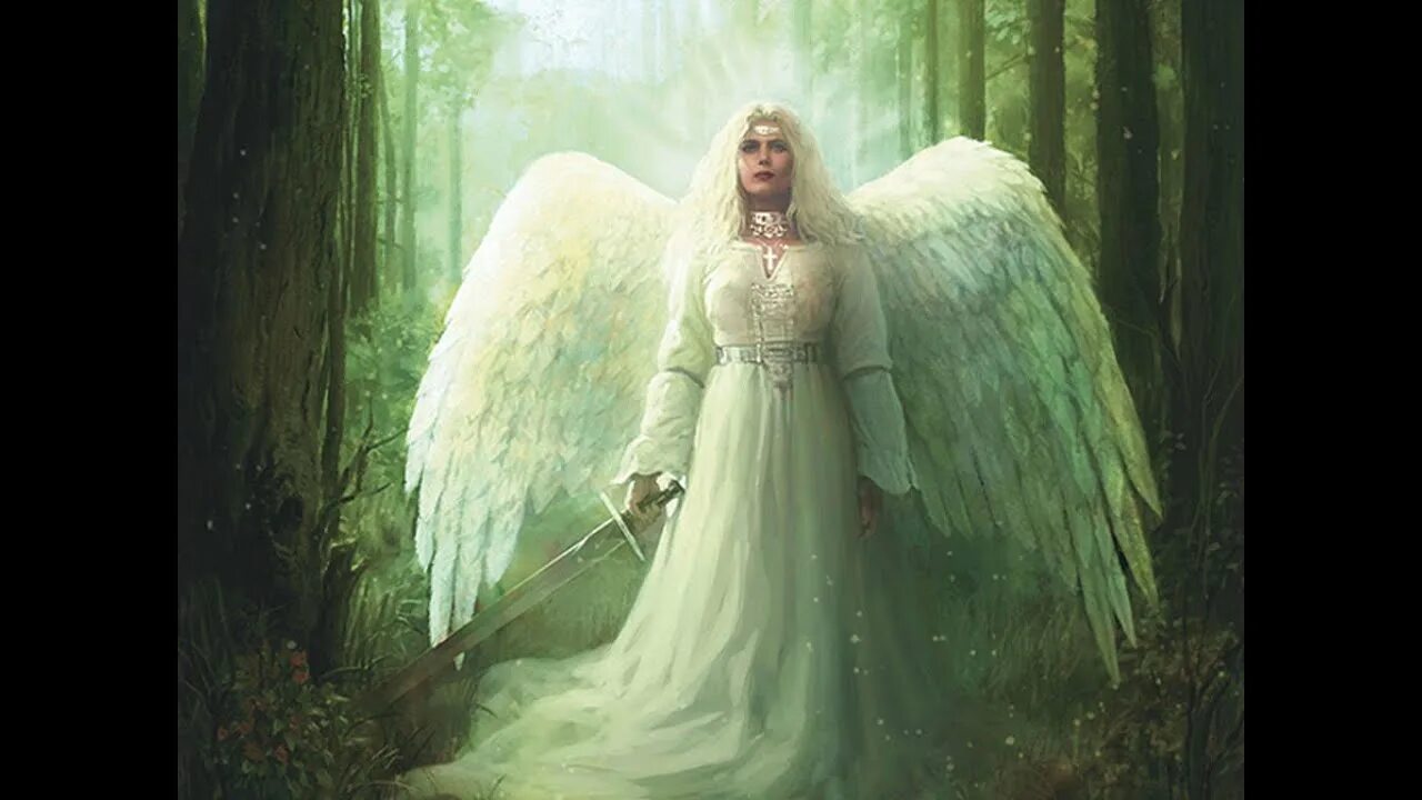 Пушистая хранительница. Девушка - ангел. Пушистая хранительница. Лесной ангел. Пушистая хранительница.