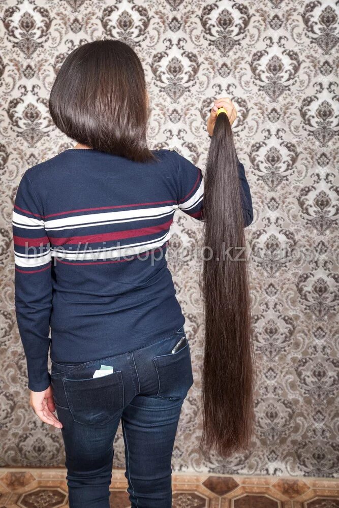 Можно ли сдать волосы. Длинные славянские волосы. Сдать волосы. Стрижки на славянские волосы. Деньги за волосы.