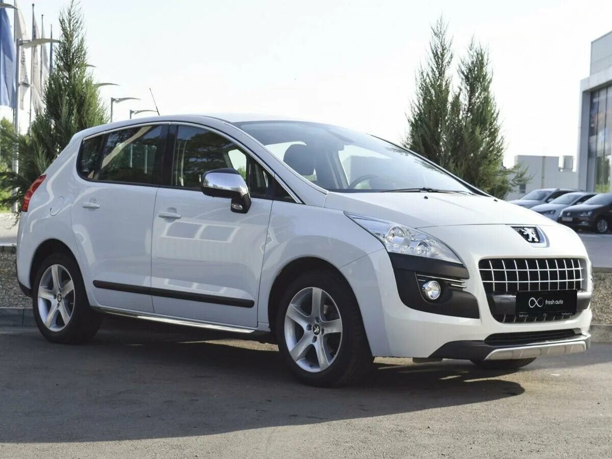 Купить пежо 3008 авито. Пежо 3008 белый. Peugeot 3008 i. Пежо 3008 2010 белая. Peugeot 3008 2010.