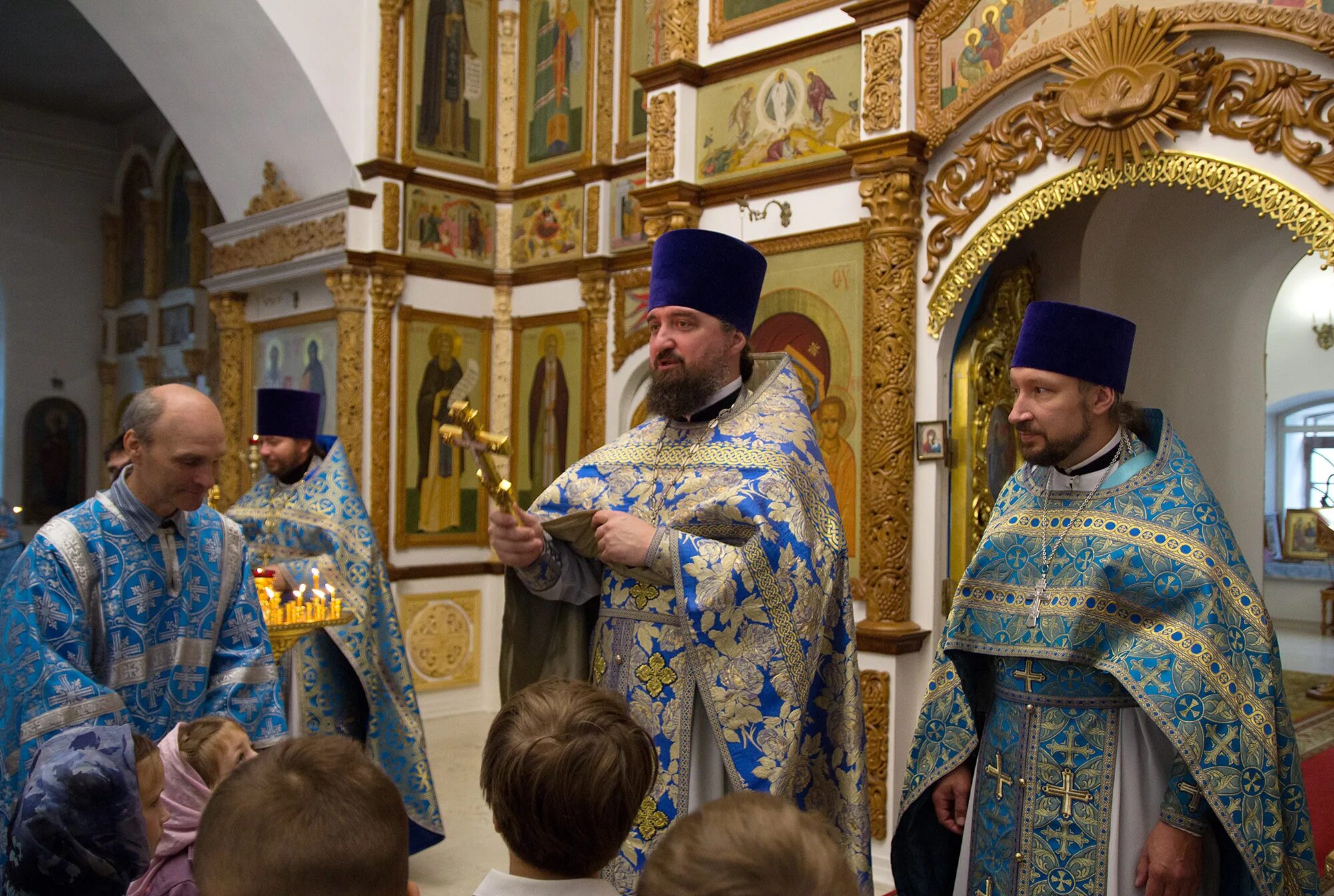 Троицкий храм старая купавна священники. Старая купавна часовня. Троицкий храм старая купавна священники. Троицкий собор старой купавны. Свято-троицкий храм старая купавна.