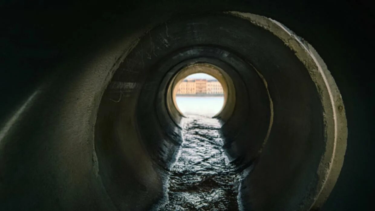 Raw sewage. Pipe inside. Storm Drain culvert textura PNG. Сточные воды тест