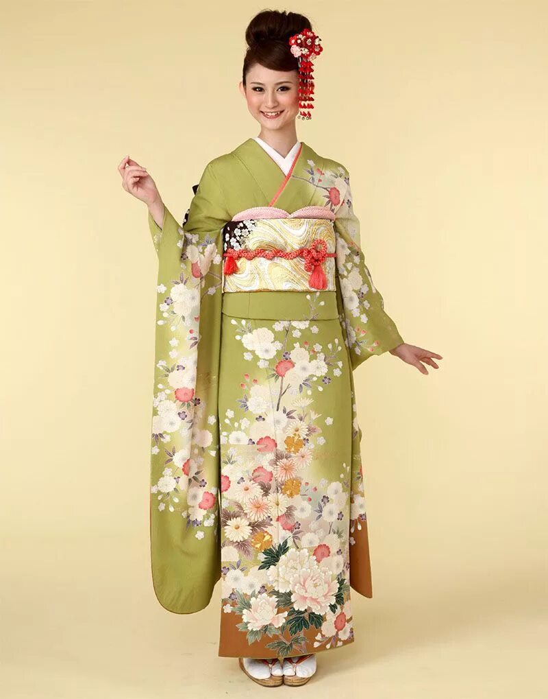 Японская юката. Как называется традиционная японская. Фурисодэ кимоно. Куротомэсодэ кимоно. Красное кимоно фурисодэ.