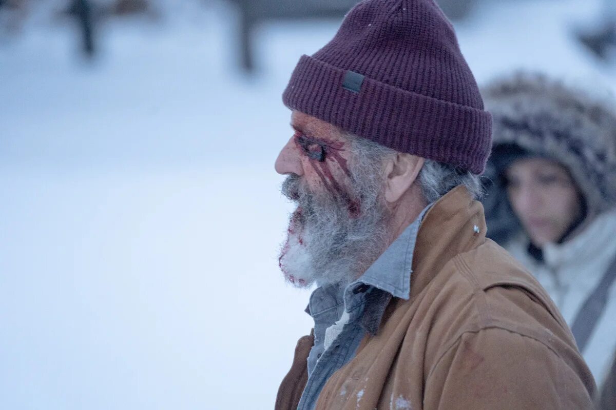 охота на санту (fatman) 2020. охота на санту фильм 2020. мэл гибсон охота на санту. мэл гибсон фильмы охота на санту. охота на санту (fatman) 2020.