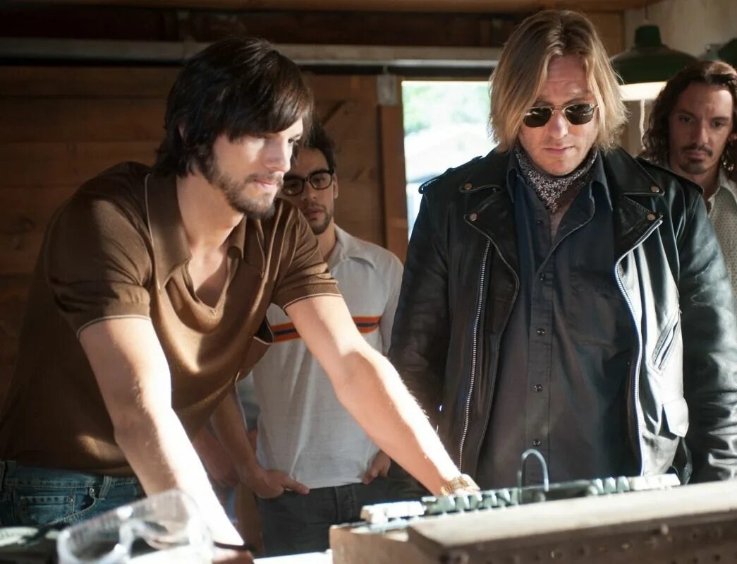 Джобс: империя соблазна (2013). Джобс: империя соблазна, 2013 кадры. Соблазн 2013. Versuchung. Стив джобс империя соблазна.