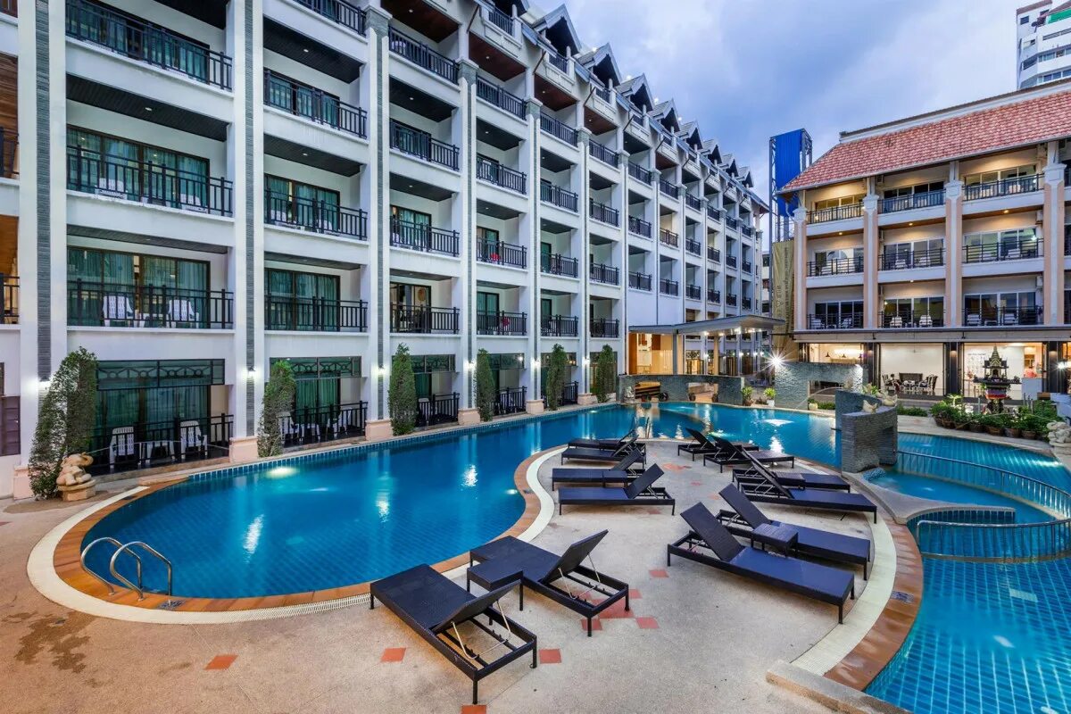 Grace patong 4. Grand mercure phuket patong. days inn patong 3 пхукет. beyond patong 4*.