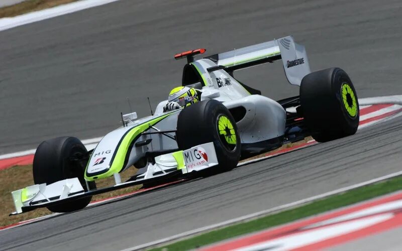 Brawn gp. Mclaren f1 2009. brawn f1 2009. brawn gp f1. формула 1 brawn.