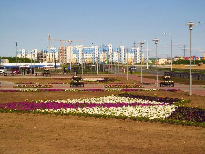 Цветы Салехард. Салехард парк. Озеленение Салехард. Городской парк Салехард. Цветочный салехард