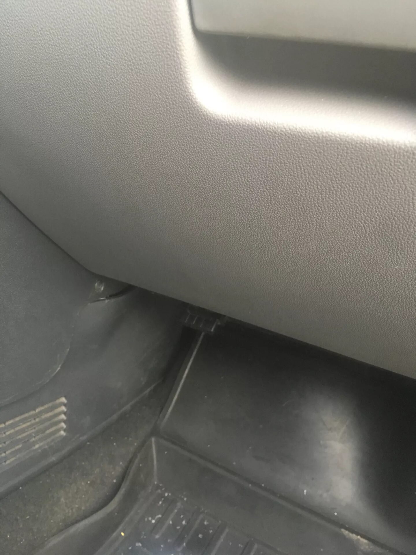 Obd приоры. Разъем обд 2 приора. разъём обд лада приора. диагностический разъём obd2 приора. разъем обд приора 1.