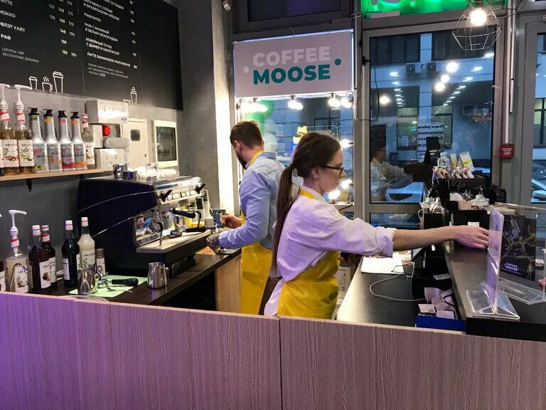 Люберцы новорязанское 1а. Moose кофейня. Кофе мусс кофейня. Coffee Moose киоск. Кофе мусс франшиза.