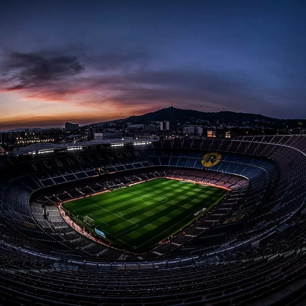 Стадион 85. Футбольный стадион Camp nou. Стадион Камп ноу в Барселоне. ФК Барселона стадион Камп ноу. Камп ноу стадион ночью.